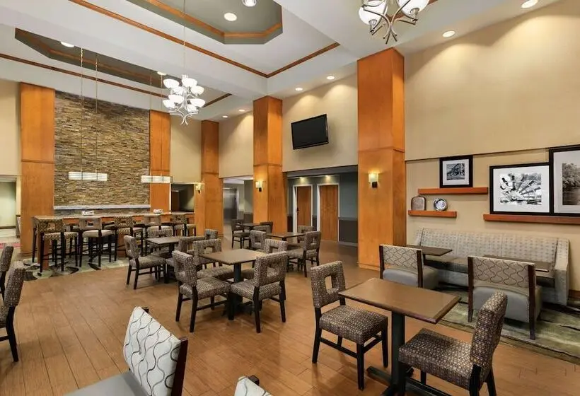 ホテル Hampton Inn & Suites Manchesterbedford