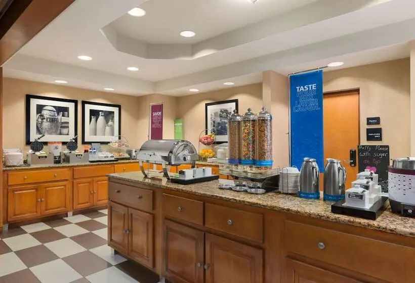 ホテル Hampton Inn & Suites Manchesterbedford