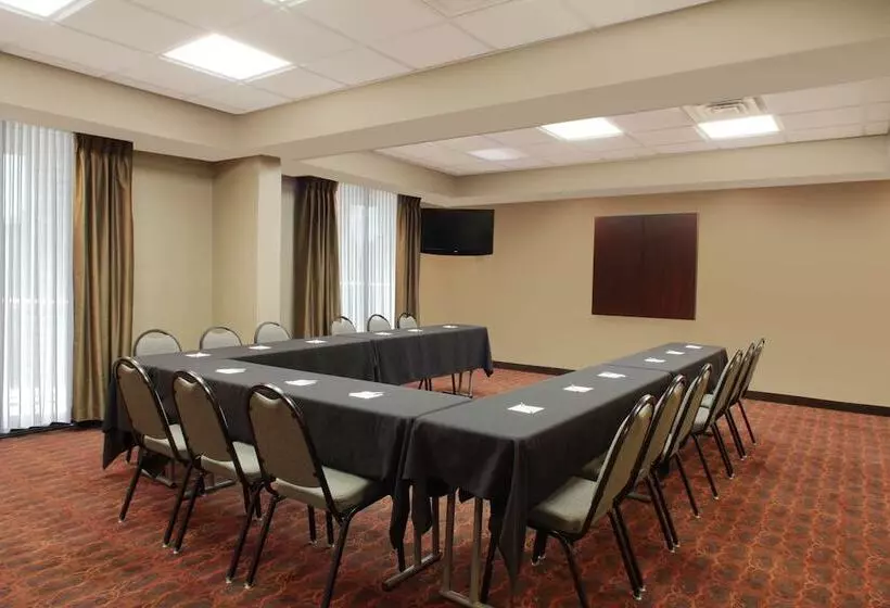 فندق Hampton Inn & Suites Port St. Lucie, West