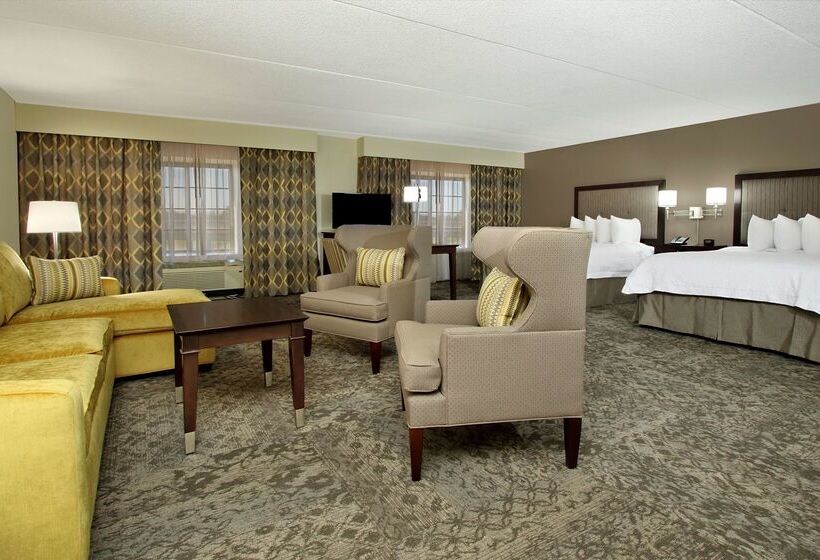 בית מלון כפרי Hampton Inn & Suites Rockville Centre
