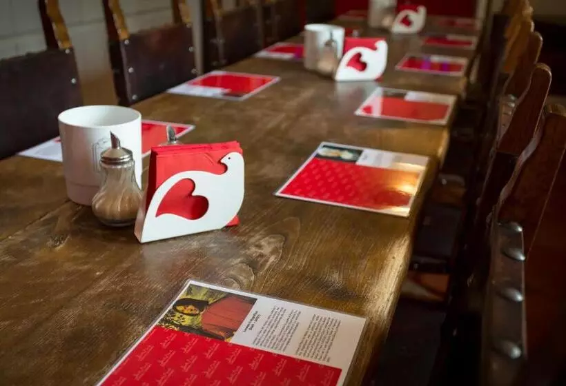 هتل Kursaal & Ausonia