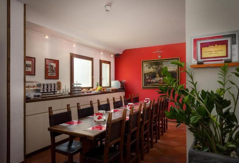 هتل Kursaal & Ausonia