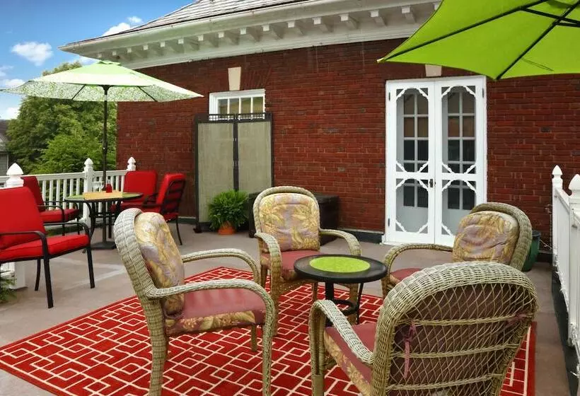 ホテル Olde Square Inn B&b