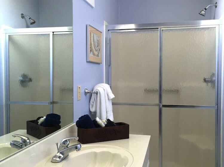 Отель Olde Square Inn B&b