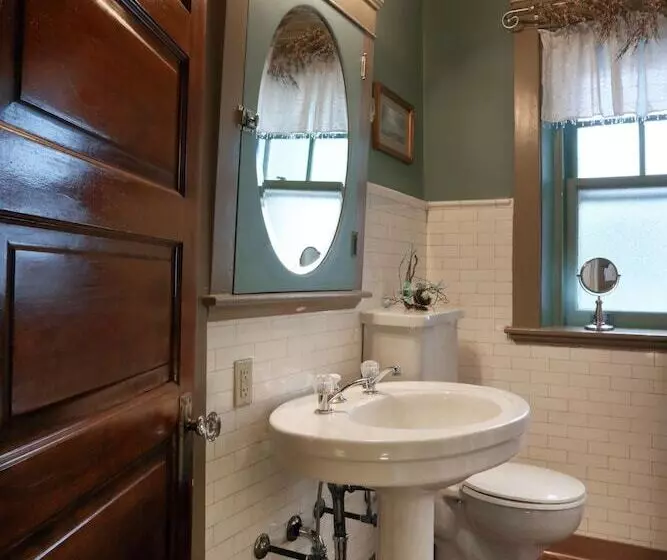 ホテル Olde Square Inn B&b