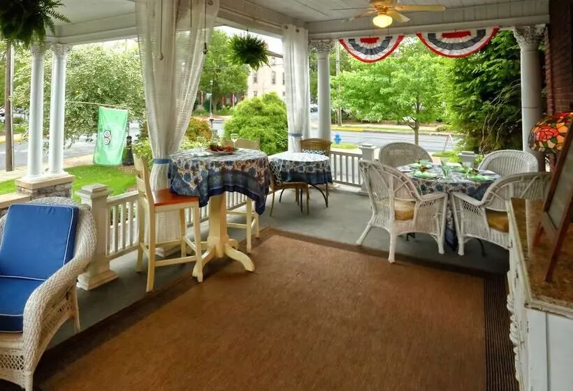 ホテル Olde Square Inn B&b