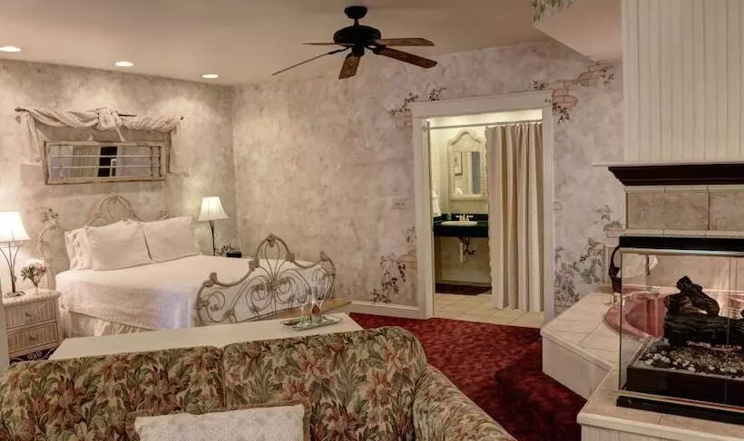 ホテル Olde Square Inn B&b