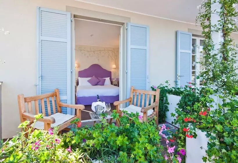 בית מלון כפרי Villa Aurora