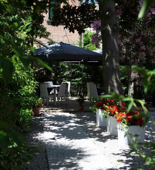 酒店 Villa Pannonia