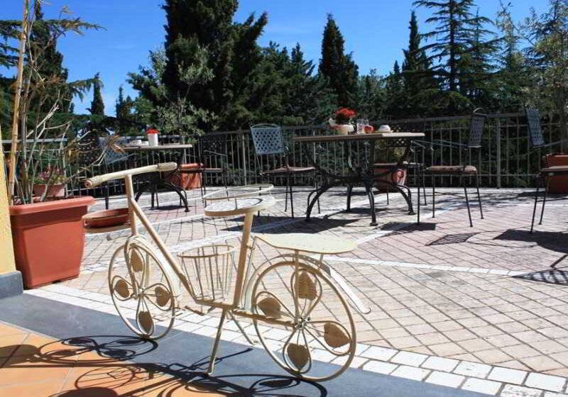 فندق Villa Sant Uberto Country Inn