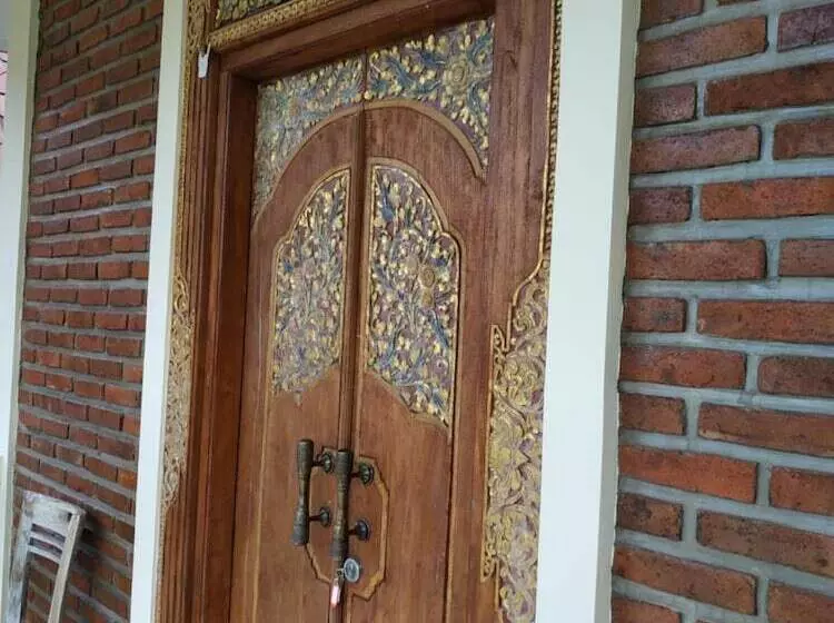 ベッドアンドブレックファースト Bali Sesandan Garden