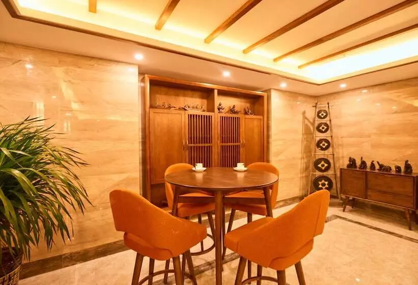 Hotelli Xishuangbana Yunshangpin