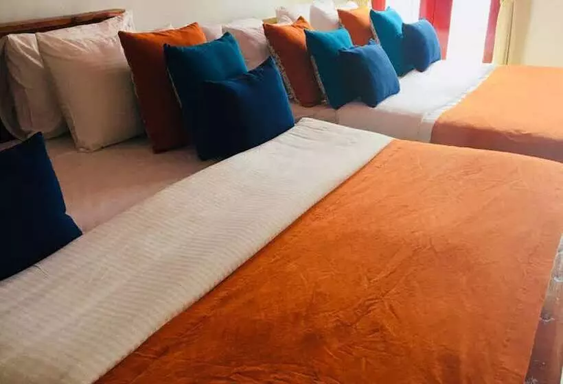 Majatalo Butterfly Mountain Lake Side