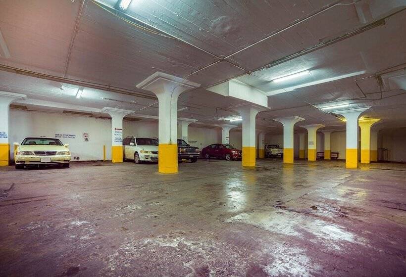 Capital O Hotel Diro, Monterrey