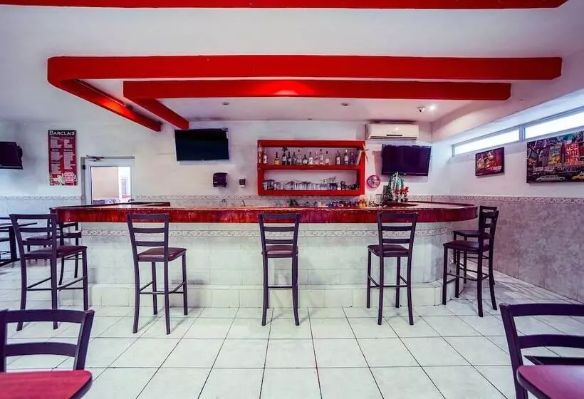 Capital O Hotel Diro, Monterrey