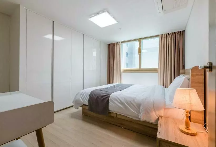 Js Residence