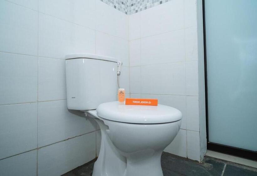 פנסיון Koolkost Near Pasar Baru