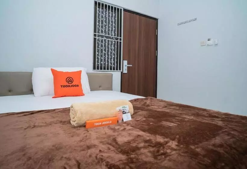 ペンション Koolkost Near Pasar Baru