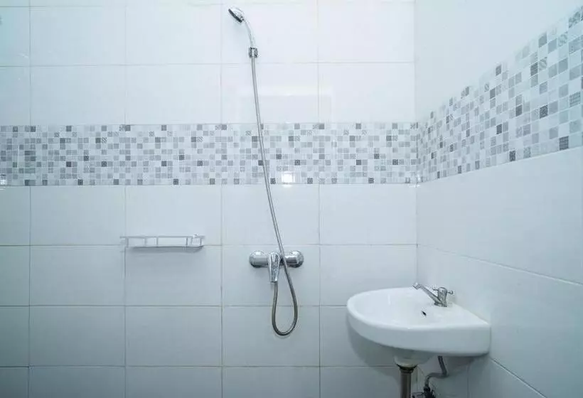 ペンション Koolkost Near Pasar Baru