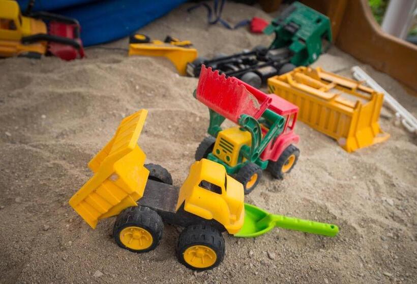 پانسیون Pr Anzl