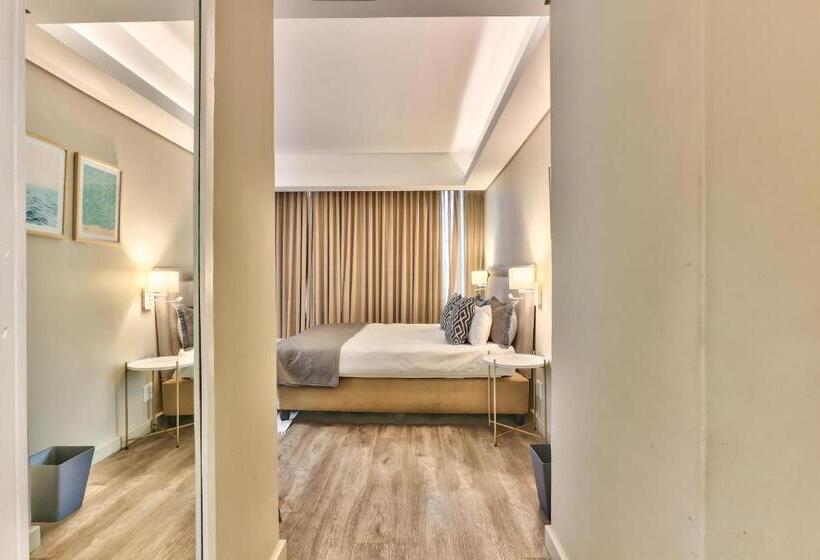 Wink Aparthotel Foreshore