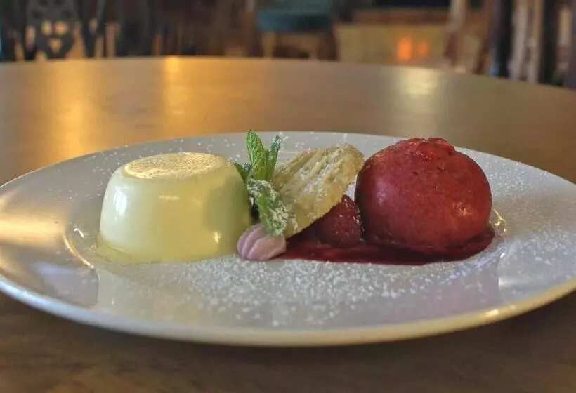 Retkeilymaja Edinbane Inn