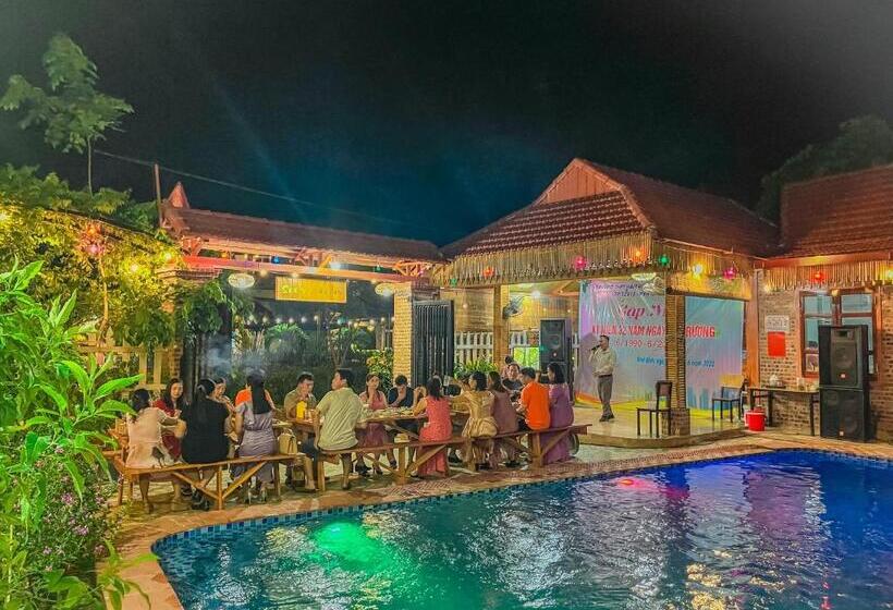 تختخواب و صبحانه Cosiana Homestay