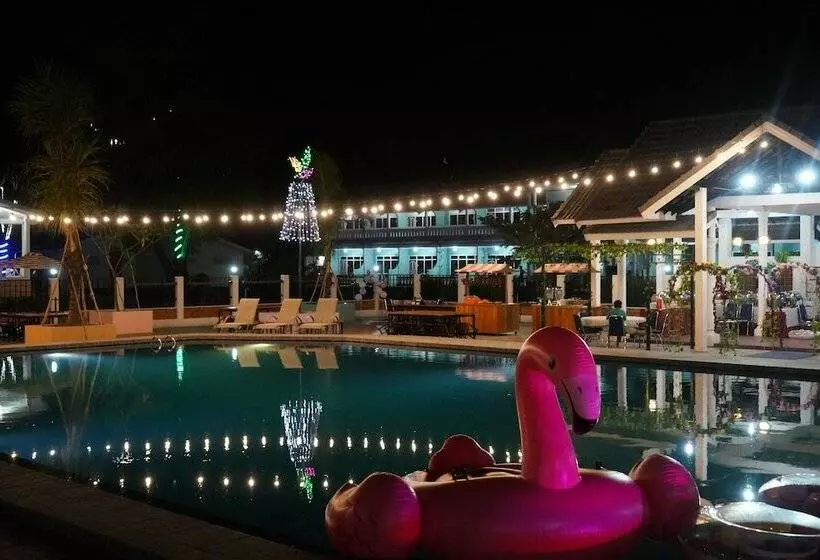 Ilaya Hotel And Resort