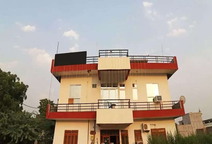 Hotelli Oyo 22644 Shree Karni Bhagat Palace