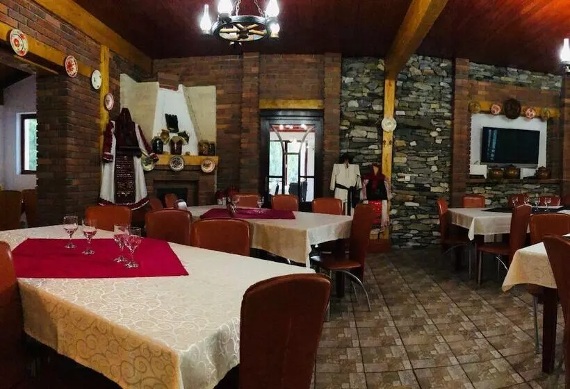 Majatalo Complex Turistic Alpina Blazna Sant