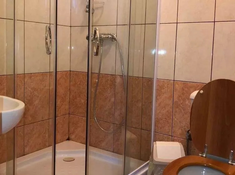 Majatalo Complex Turistic Alpina Blazna Sant