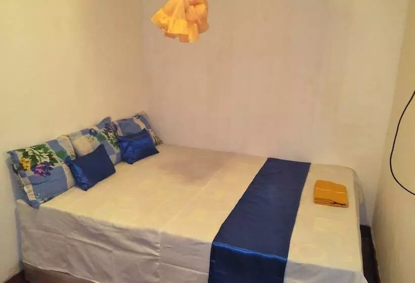 Majatalo Ela Addara Arunalu