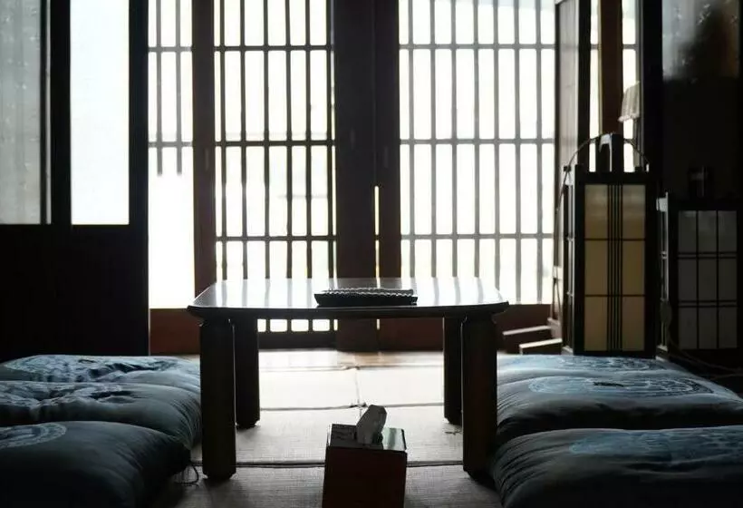 Majatalo Minsyuku Koshiyama