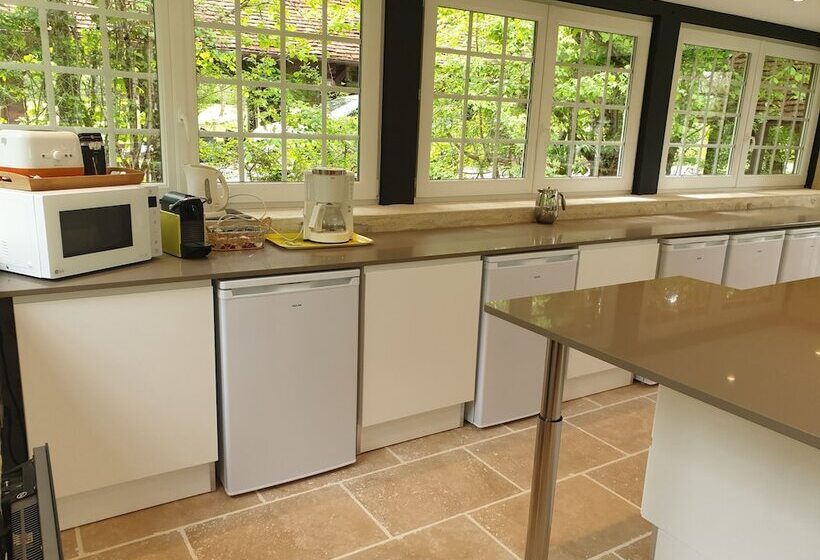 פנסיון Moulin Du Soustre