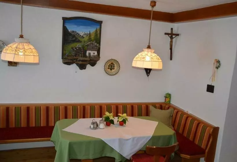 Pension Kirchbrugger