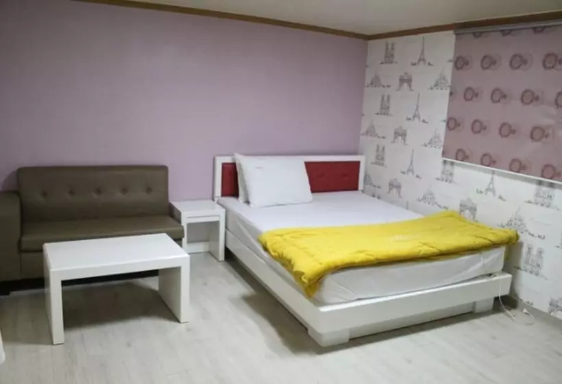 Avishong Motel