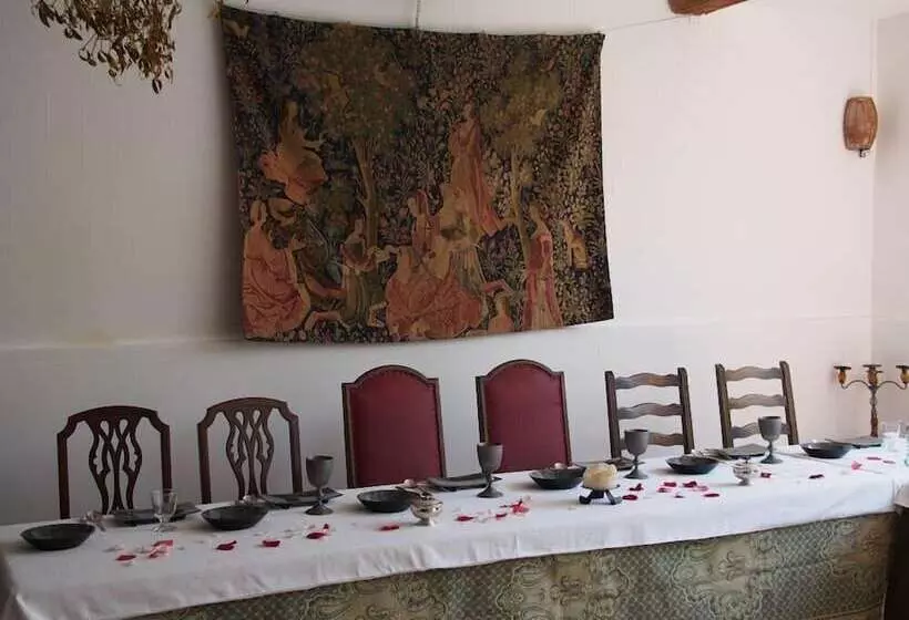 Aamiaismajoitus (B&B) La Maison Des Délices