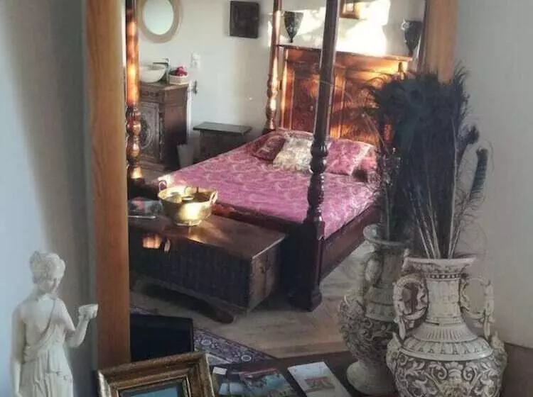 Aamiaismajoitus (B&B) La Maison Des Délices