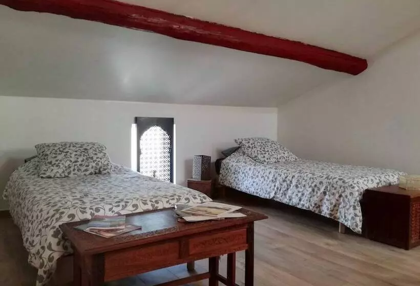 Aamiaismajoitus (B&B) La Maison Des Délices