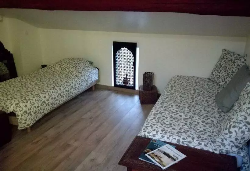 Aamiaismajoitus (B&B) La Maison Des Délices