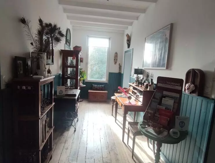 Aamiaismajoitus (B&B) La Maison Des Délices
