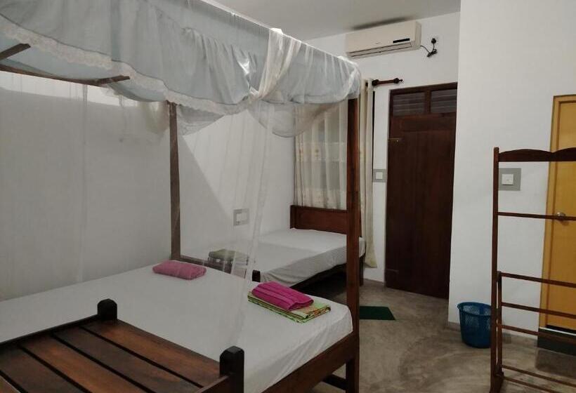 호텔 Crafts Gallery