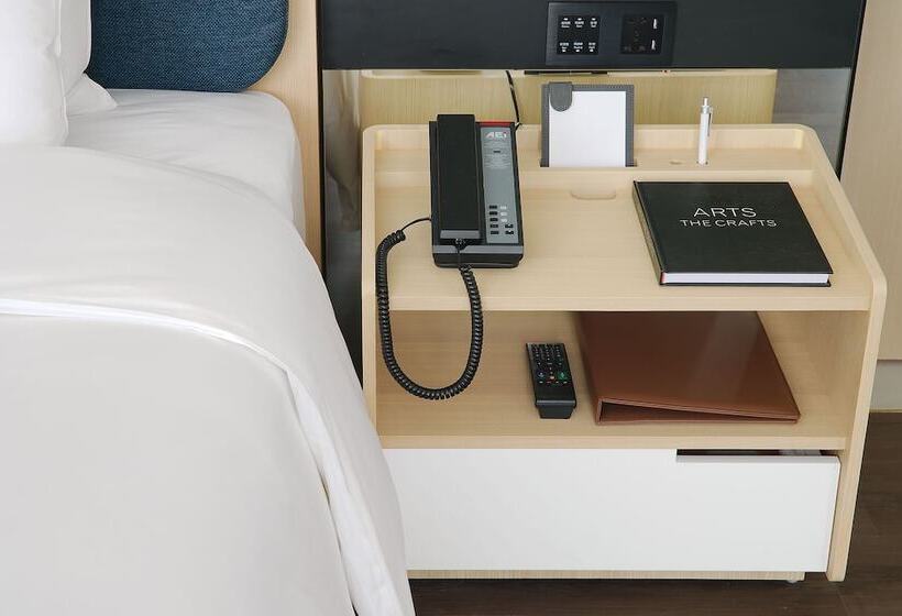 Jasper Young Hotel Banqiao