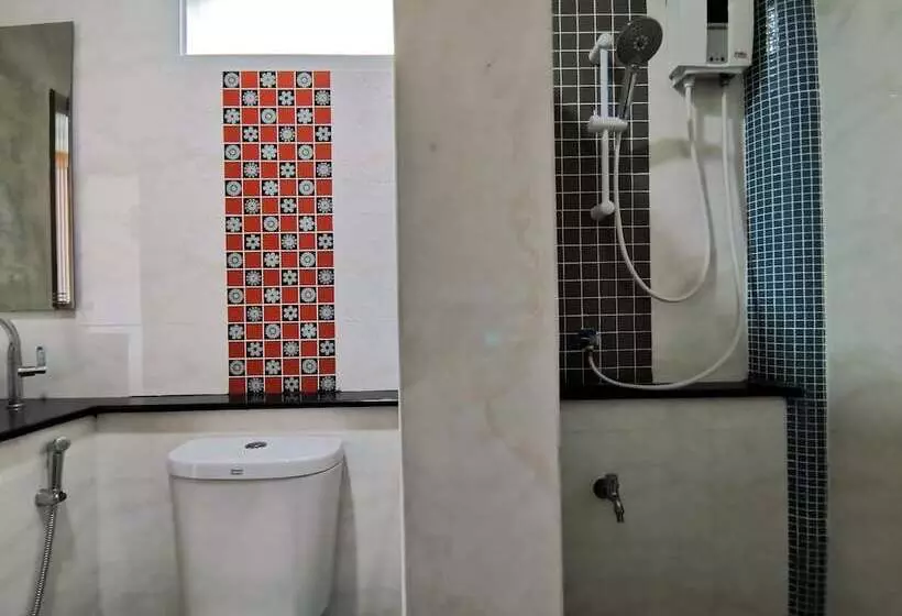 Hotelli Namadee House