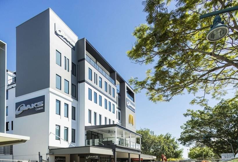 Hotel Oaks Cairns
