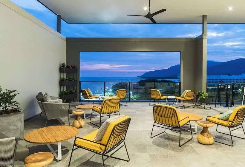 Hotelli Oaks Cairns