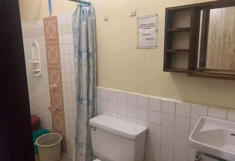 هتل Oyo 633 Abelardo S Pension House
