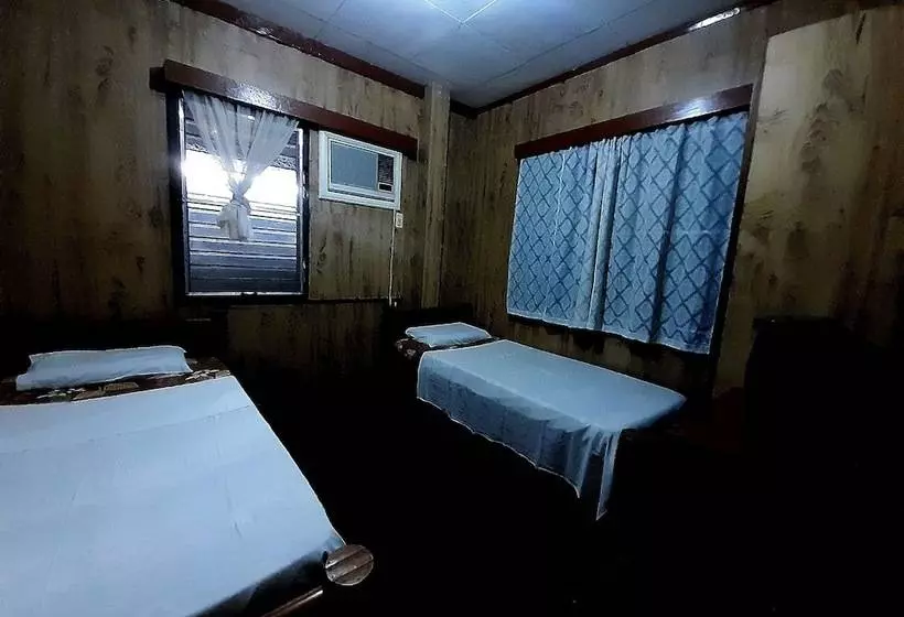 هتل Oyo 633 Abelardo S Pension House