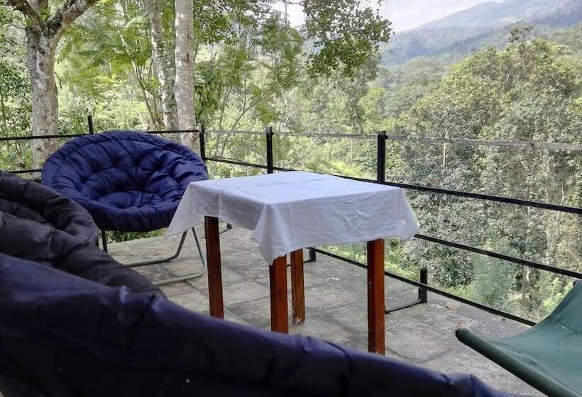 بنسيون Knuckles Heaven Nature Resort