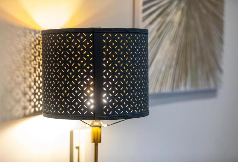 پانسیون Suites 44   Guesthouse